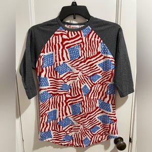 Kids 3/4 sleeve Lularoe shirt.